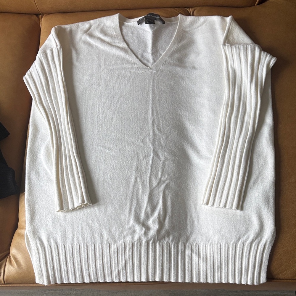 French Connection Women's Black, Gray, and White Sweater pack of 5 sweaters - Picture 4 of 12